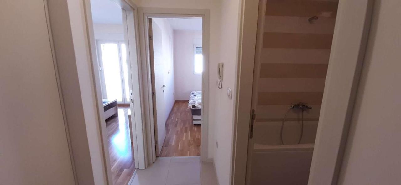 Guest House Mikeli Podgorica Exterior photo